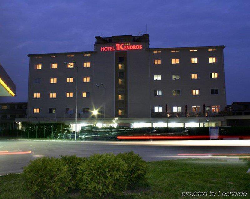 Kendros Hotel Пловдив Экстерьер фото