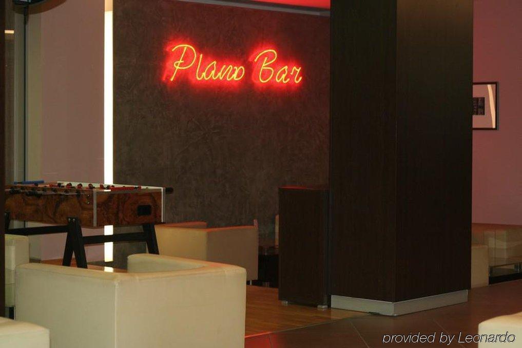 Kendros Hotel Пловдив Экстерьер фото