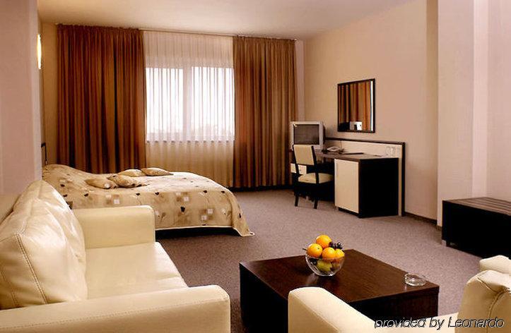 Kendros Hotel Пловдив Экстерьер фото